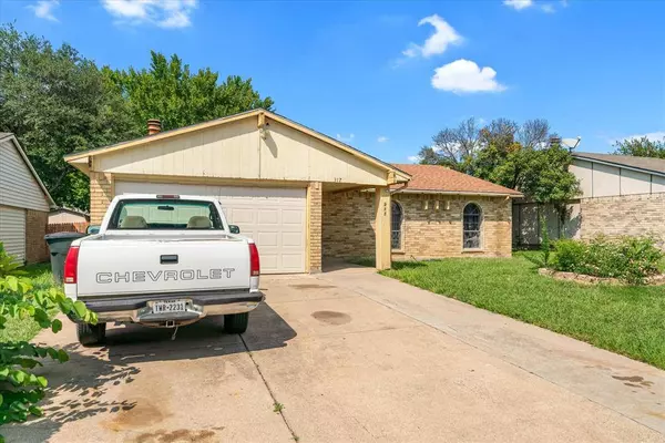 317 Rockcrest Drive, Mesquite, TX 75150