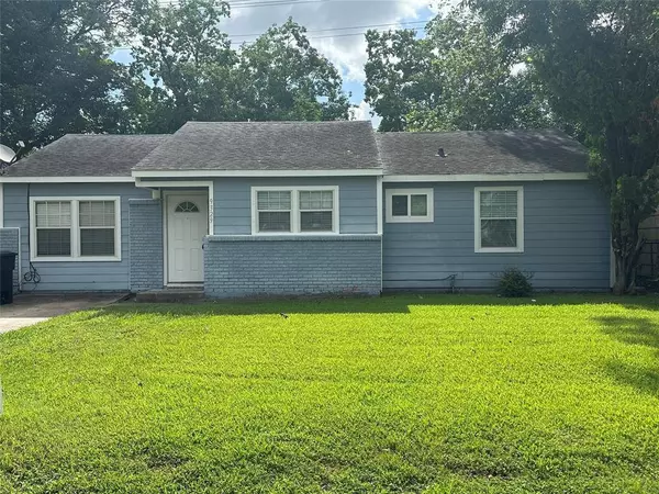 9329 Chesterfield DR, Houston, TX 77051