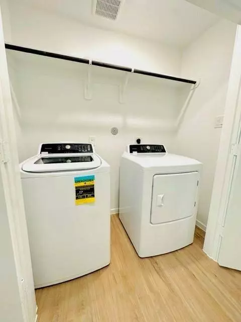 3056 Dawn Sound DR, Katy, TX 77493