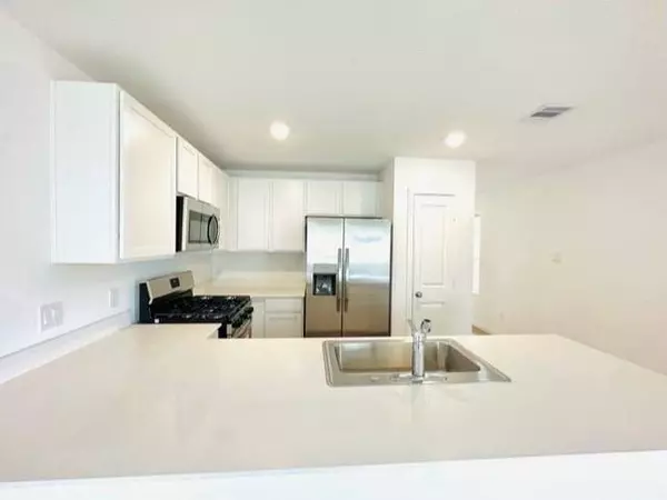 3056 Dawn Sound DR, Katy, TX 77493