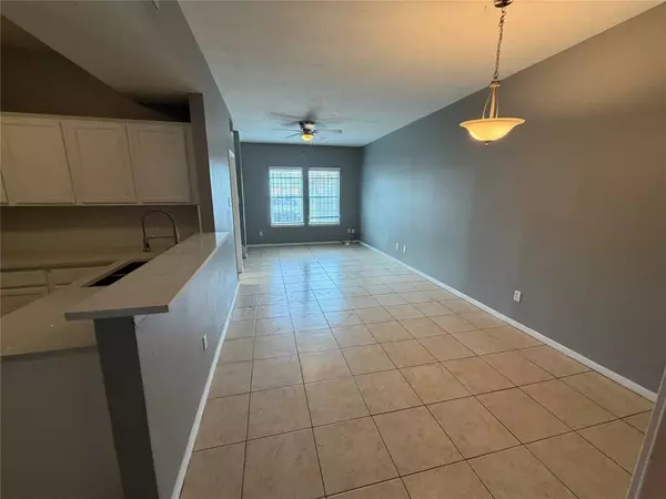 8126 Jutland RD #B, Houston, TX 77033