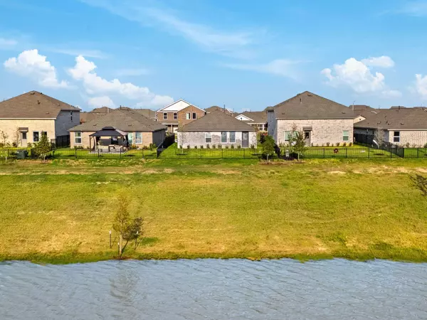 3072 Wild Dunes DR, Katy, TX 77493