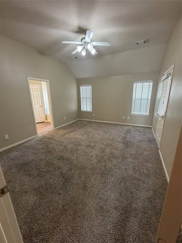 3719 Katy Hollow DR, Katy, TX 77449