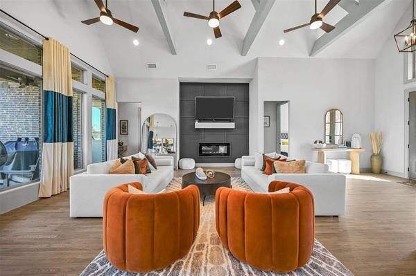 1105 Wishing Well Court, Cedar Hill, TX 75104