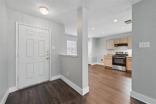 4524 Via San Antonio, Dallas, TX 75211