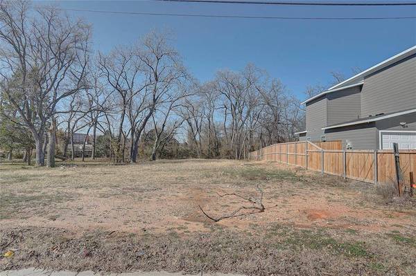 4511 Yancy Street, Dallas, TX 75216