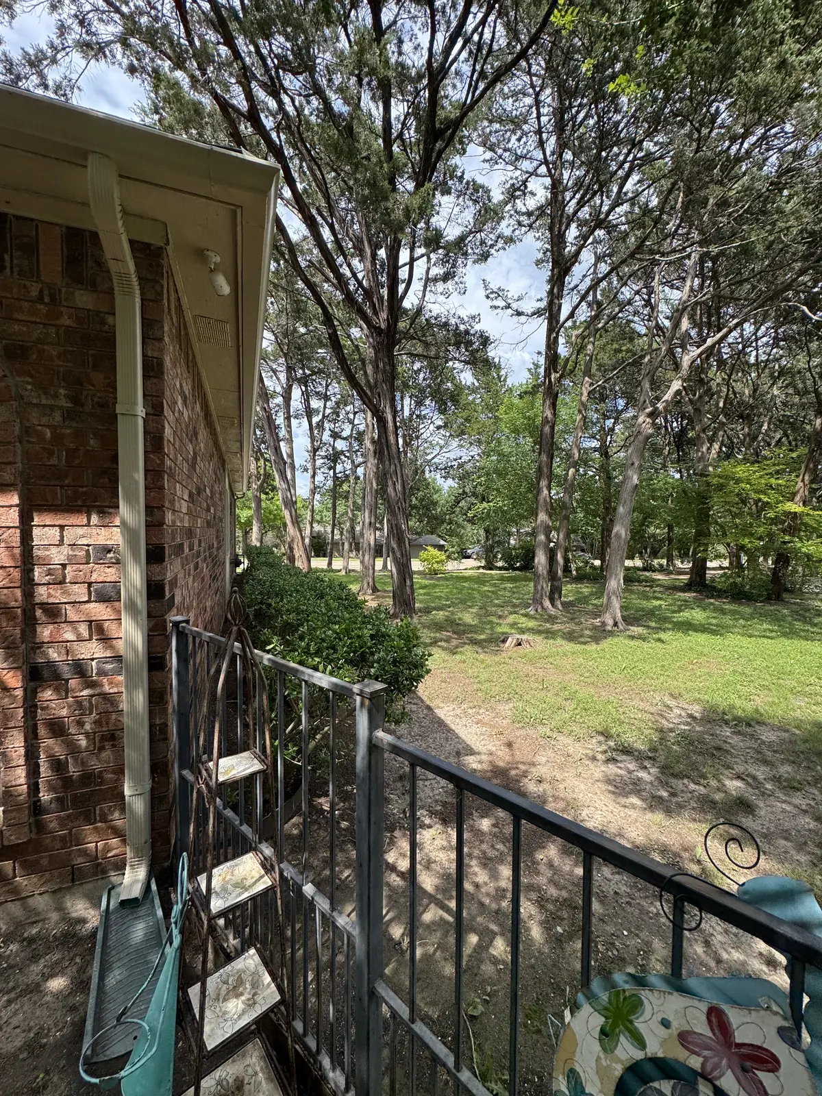 2104 Valley View Dr, Cedar Hill, TX 75104-7800