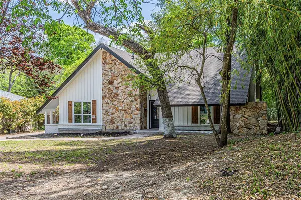 2631 Deep Hill Circle, Dallas, TX 75233