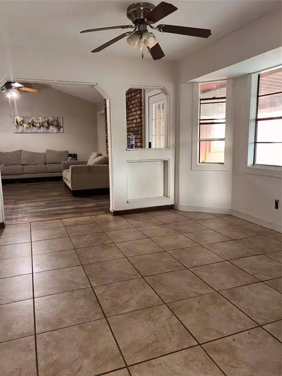 737 ASH Street, Burleson, TX 75028