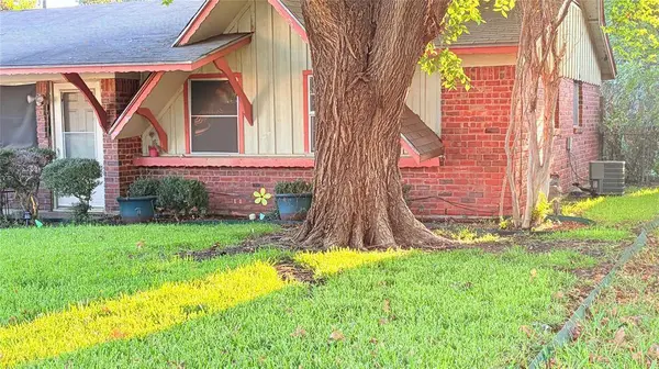 1809 Muse Street, Fort Worth, TX 76112