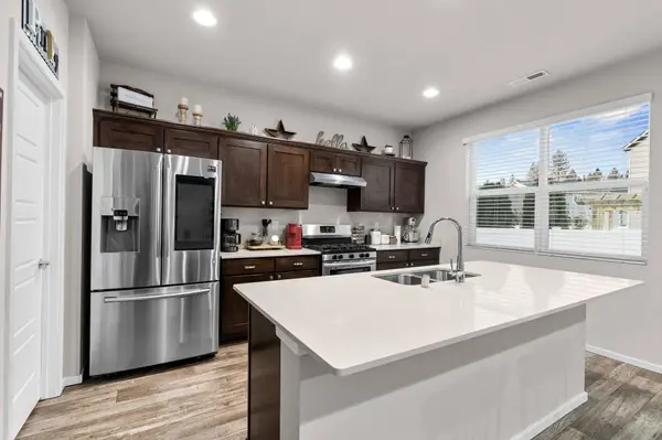 917 E Paske Rd, Colbert, WA 99005