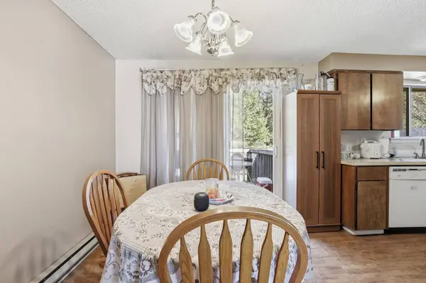 15220 N Ferrall St, Mead, WA 99021