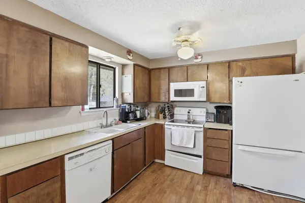 15220 N Ferrall St, Mead, WA 99021