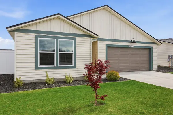 2012 E Boskoop St, Deer Park, WA 99006