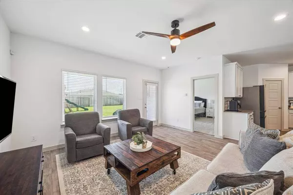 7714 Cattleman Valley DR, Rosharon, TX 77583