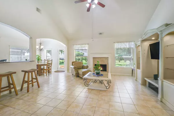 5807 Horseshoe FLS, Missouri City, TX 77459