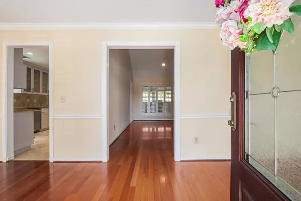 5823 Forest Trails DR, Houston, TX 77084