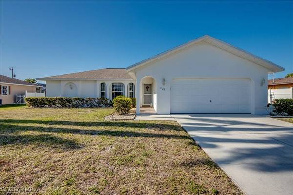 226 SE 23rd TER, Cape Coral, FL 33990