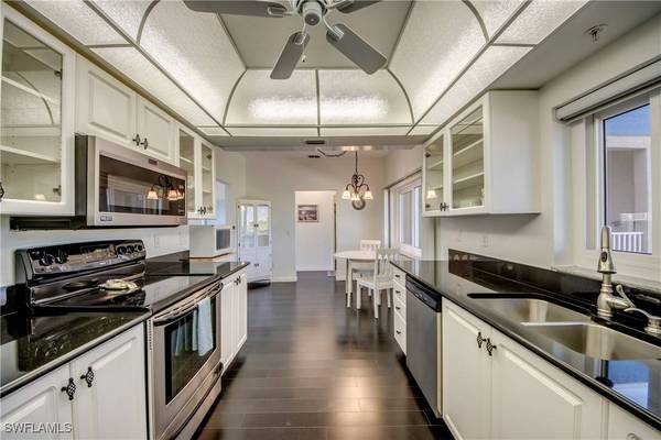 14831 Park Lake DR #PH12, Fort Myers, FL 33919