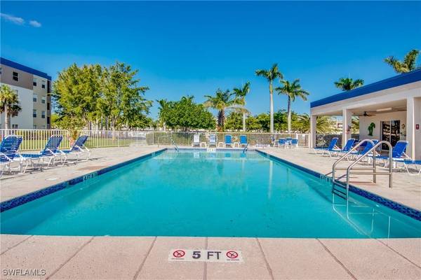 14831 Park Lake DR #PH12, Fort Myers, FL 33919