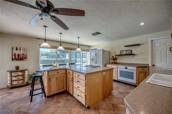 4180 Prestwick CT, North Fort Myers, FL 33903