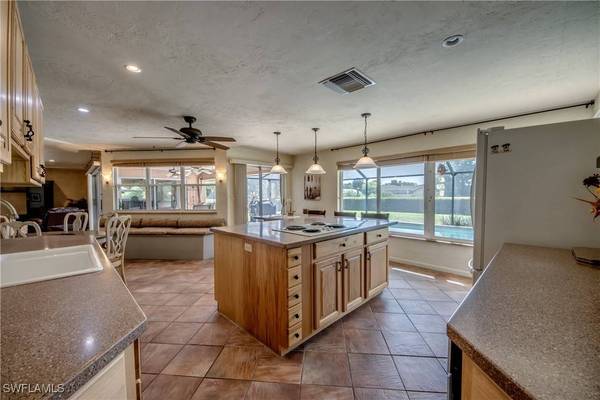 4180 Prestwick CT, North Fort Myers, FL 33903