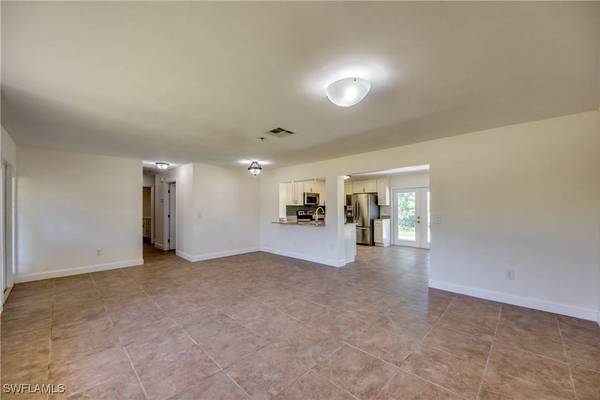 17225 Castleview DR, North Fort Myers, FL 33917