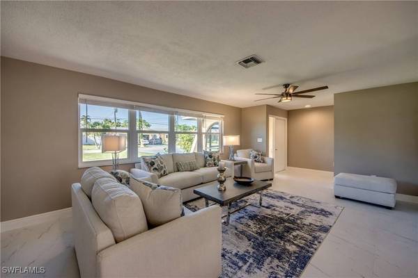 1127 SE 16th ST, Cape Coral, FL 33990