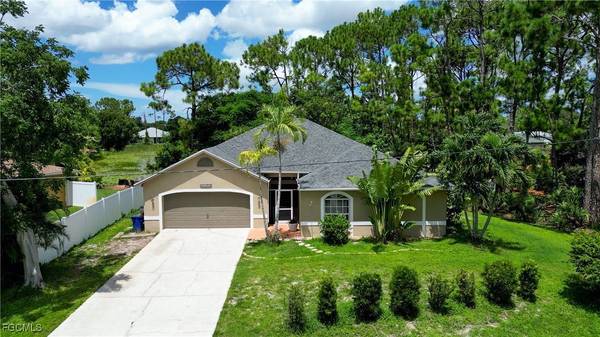 18364 Roseapple LN, Fort Myers, FL 33967