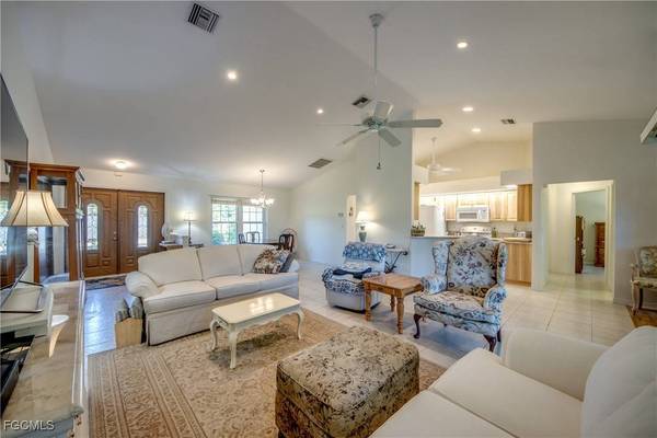 2139 SE 5th PL, Cape Coral, FL 33990