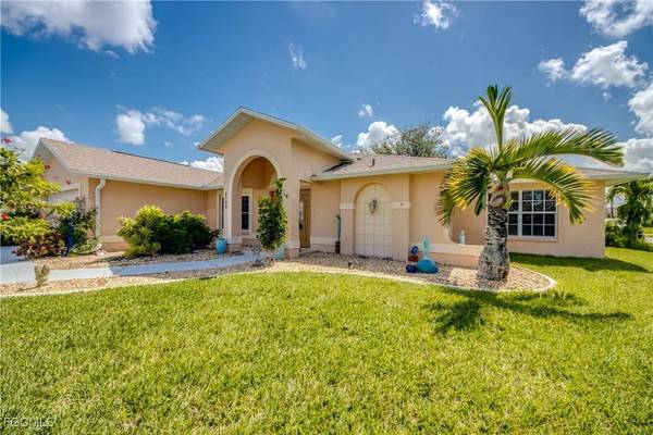 2139 SE 5th PL, Cape Coral, FL 33990