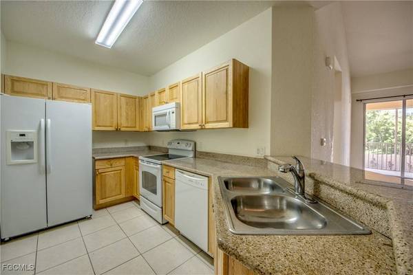 1763 Concordia Lake CIR #3306, Cape Coral, FL 33909