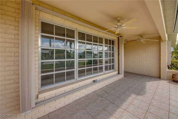 821 SE 41st ST, Cape Coral, FL 33904