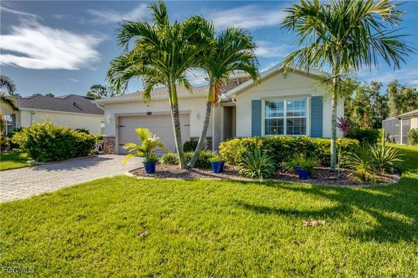 3131 Amadora CIR, Cape Coral, FL 33909