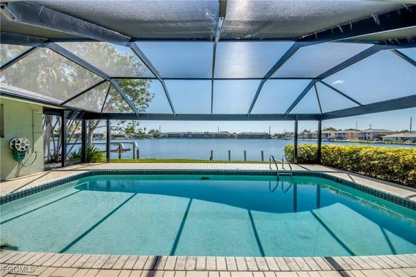 4627 SW 2nd AVE, Cape Coral, FL 33914