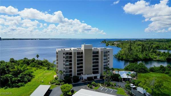 4510 N Key DR #104, North Fort Myers, FL 33903