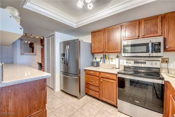 4510 N Key DR #104, North Fort Myers, FL 33903