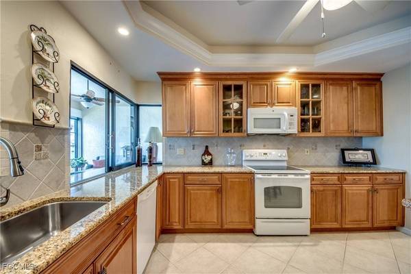 5515 SW 12th AVE #102, Cape Coral, FL 33914