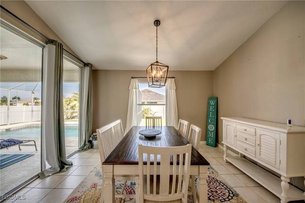 1709 SW 30th ST, Cape Coral, FL 33914