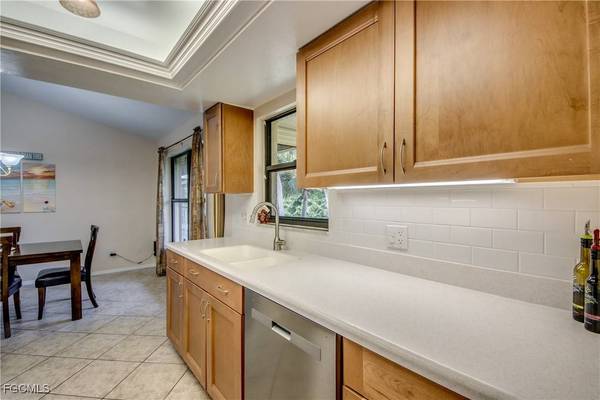 8514 Charter Club CIR ##14, Fort Myers, FL 33919