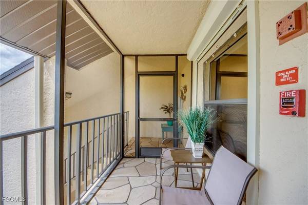 8514 Charter Club CIR ##14, Fort Myers, FL 33919