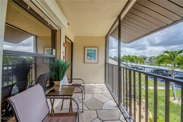 8514 Charter Club CIR ##14, Fort Myers, FL 33919