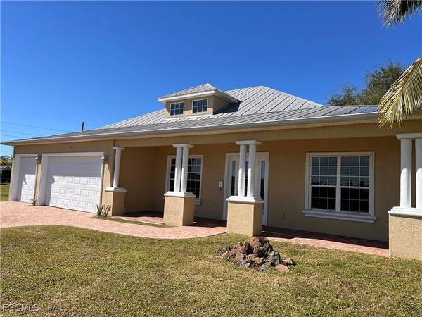 1521 SW 22nd PL, Cape Coral, FL 33991