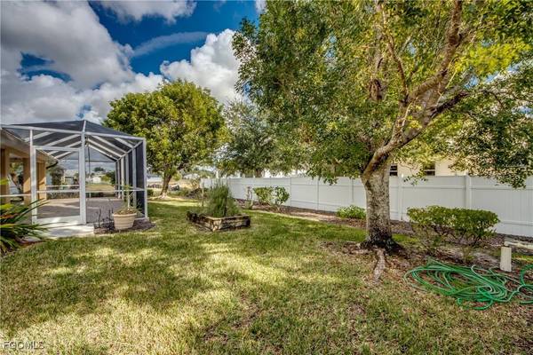 1613 NW 31st PL, Cape Coral, FL 33993