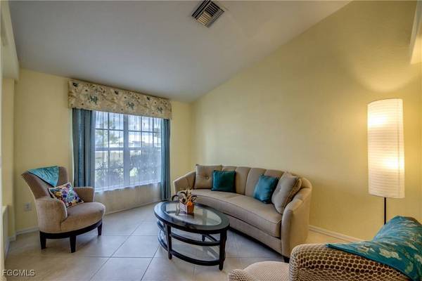 1613 NW 31st PL, Cape Coral, FL 33993