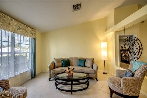 1613 NW 31st PL, Cape Coral, FL 33993