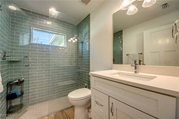 3410 Oasis BLVD, Cape Coral, FL 33914