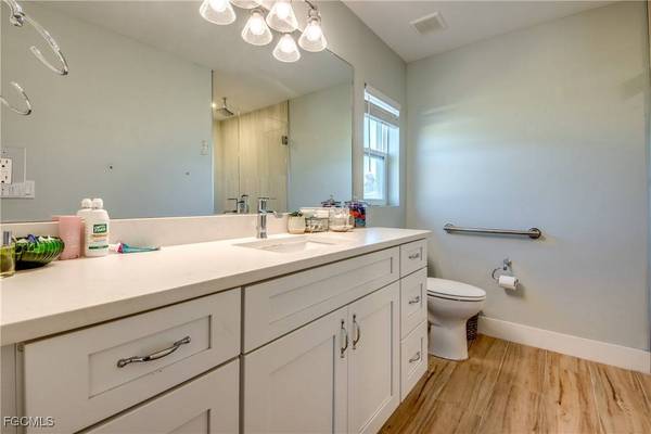 3410 Oasis BLVD, Cape Coral, FL 33914