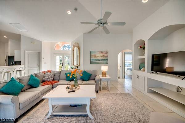 2619 SW 35th LN, Cape Coral, FL 33914