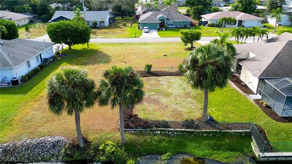 2313 SE 8th TER, Cape Coral, FL 33990